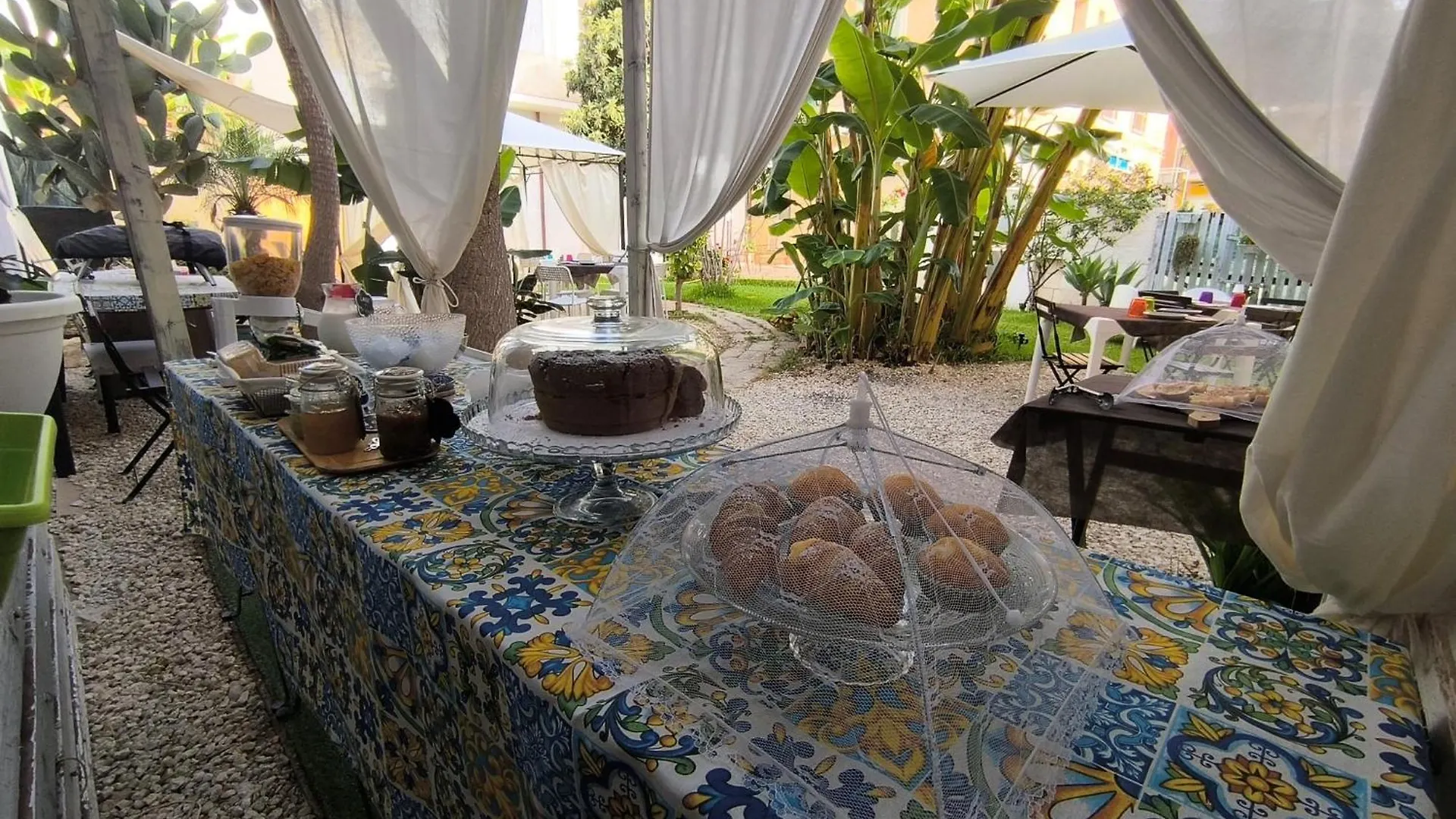 Avola Opera House Bed & Breakfast