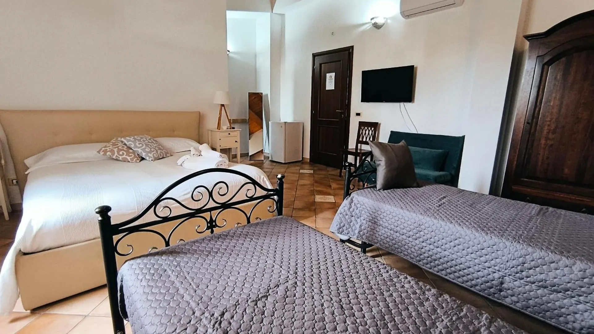 Avola Opera House Bed & Breakfast 0*,  Italy