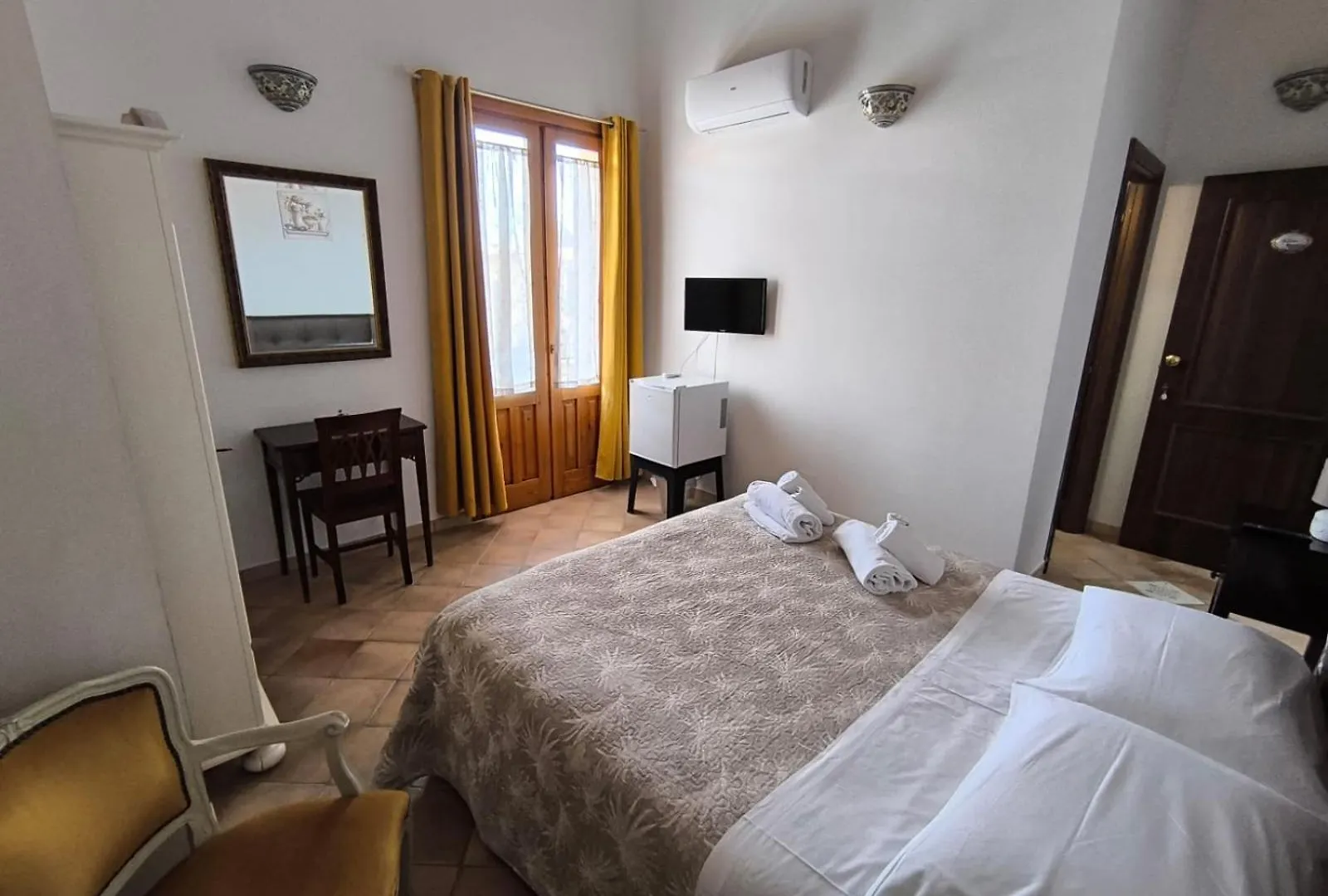 Avola Opera House Bed & Breakfast