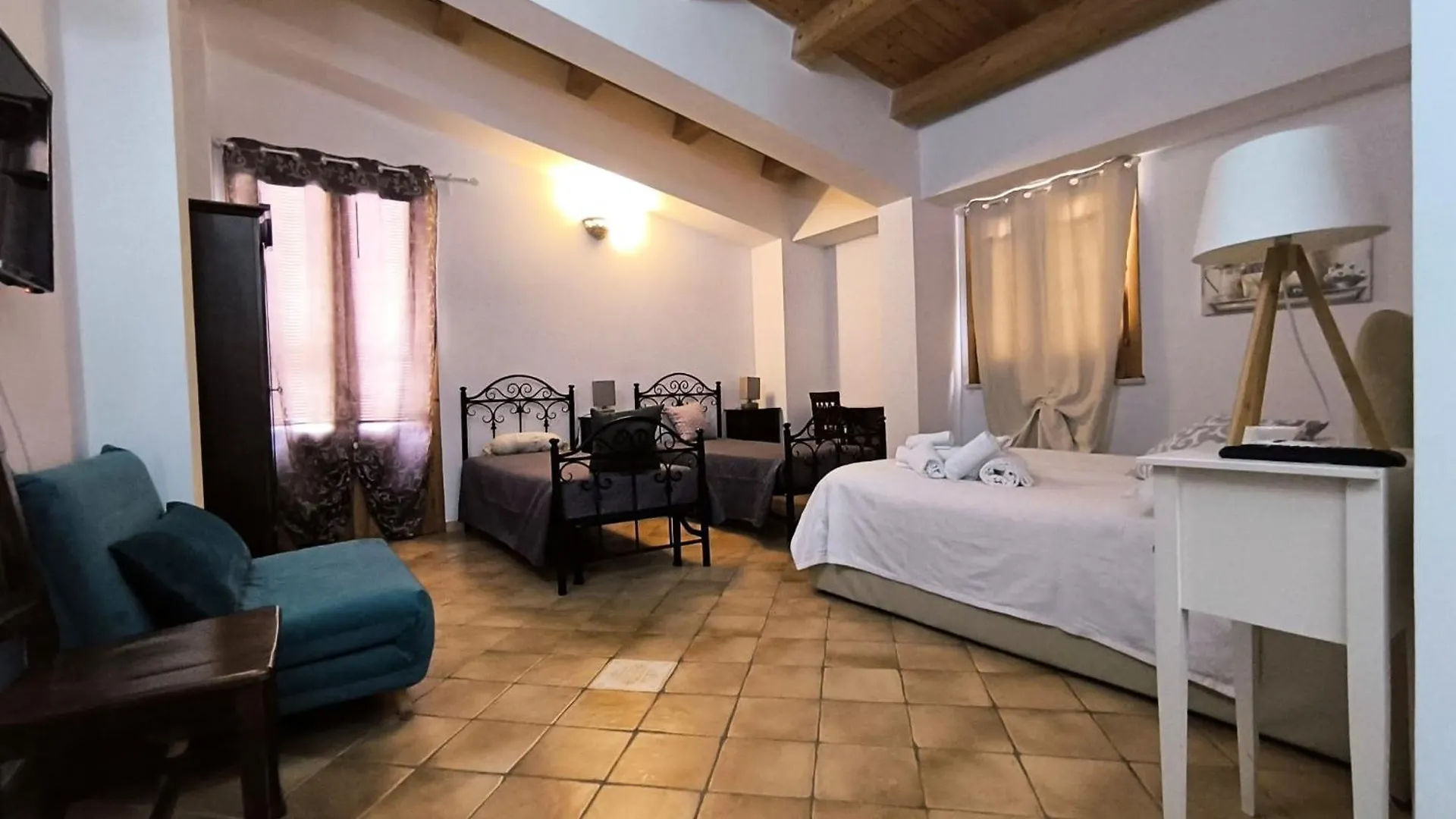 Avola Opera House Bed & Breakfast