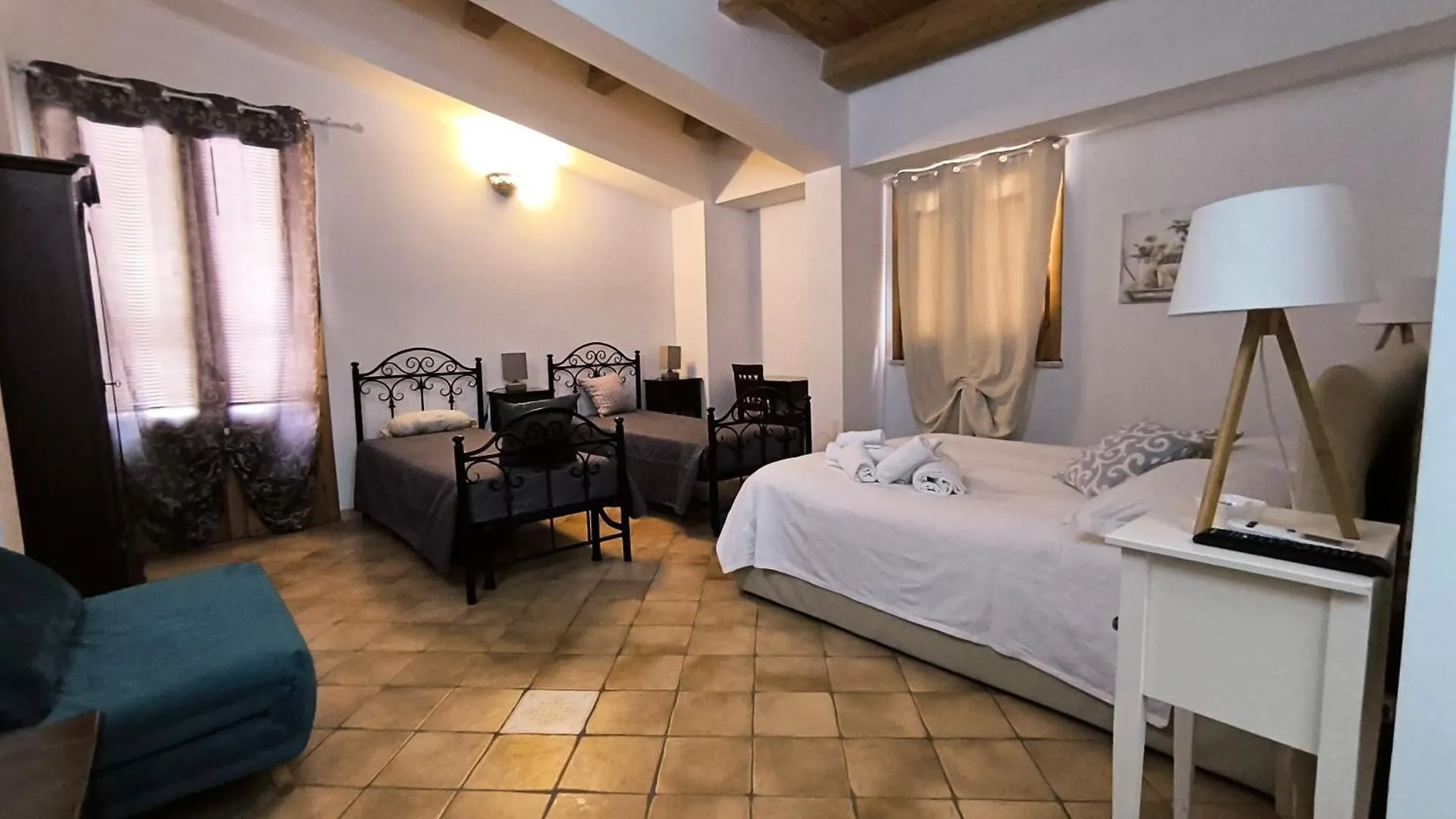Avola Opera House Bed & Breakfast