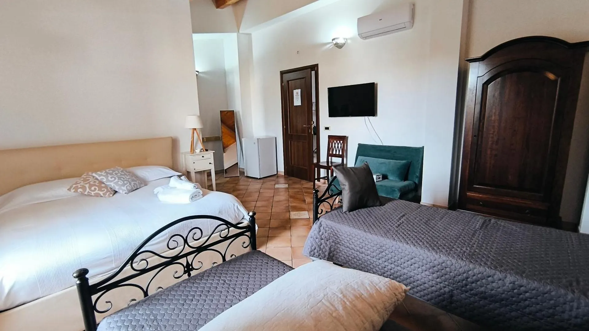 Avola Opera House Bed & Breakfast