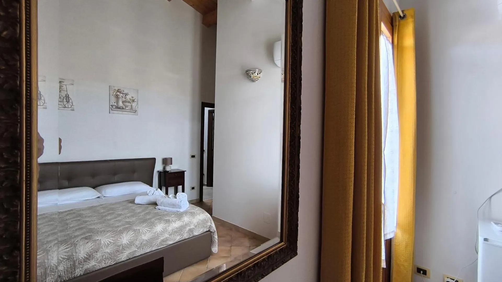 Avola Opera House Bed & Breakfast Italy