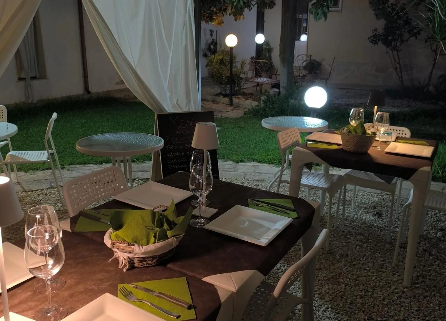 Avola Opera House Bed & Breakfast Italy